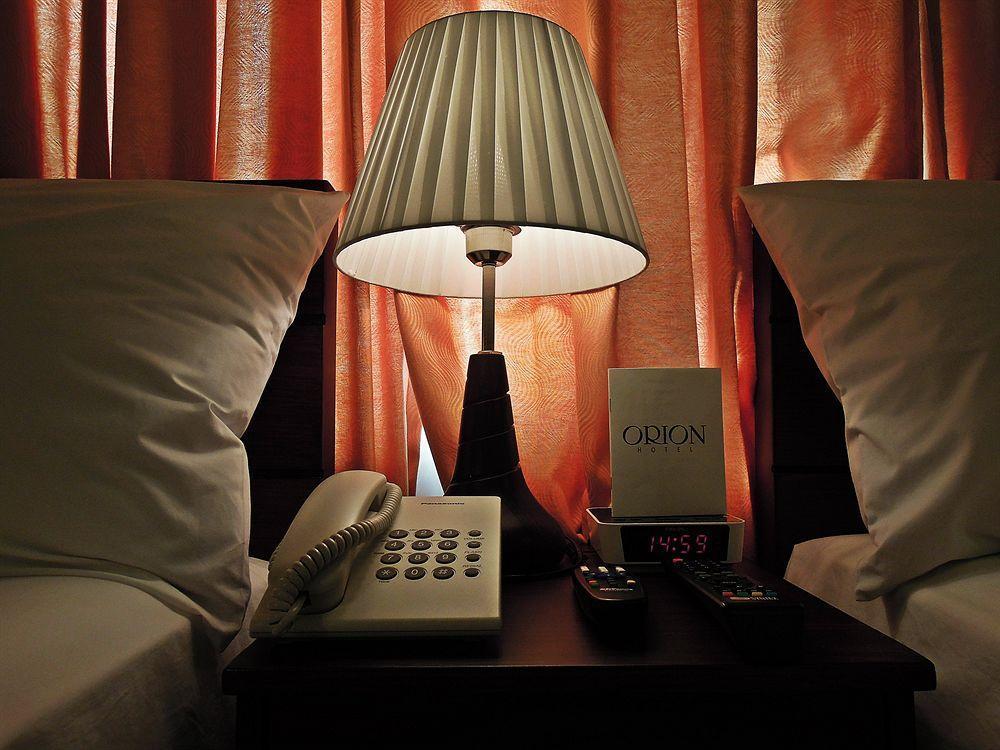 Orion Hotel Manila Eksteriør billede
