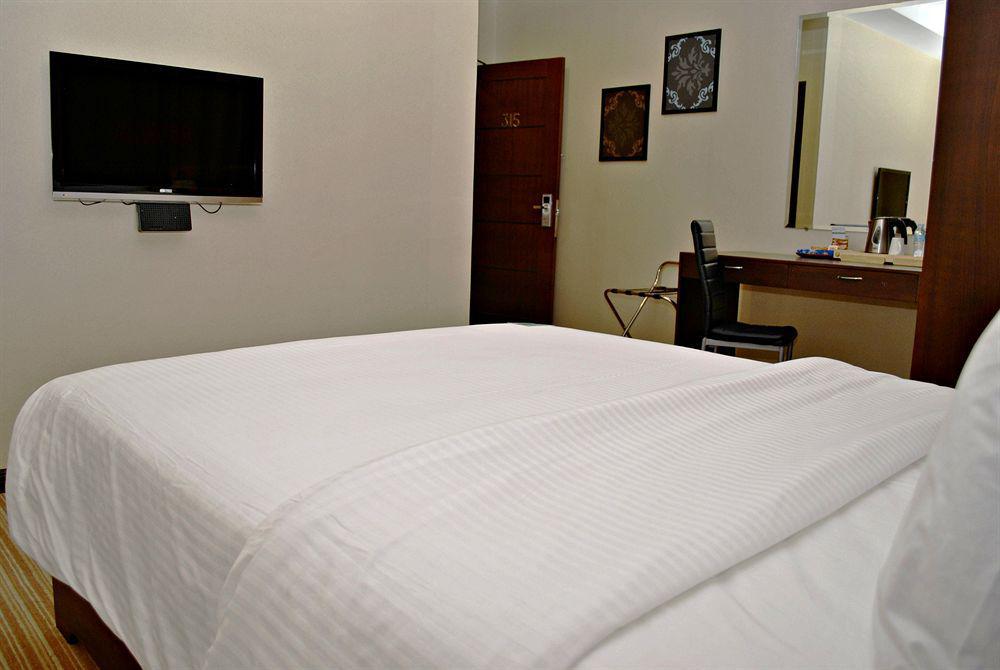 Orion Hotel Manila Eksteriør billede